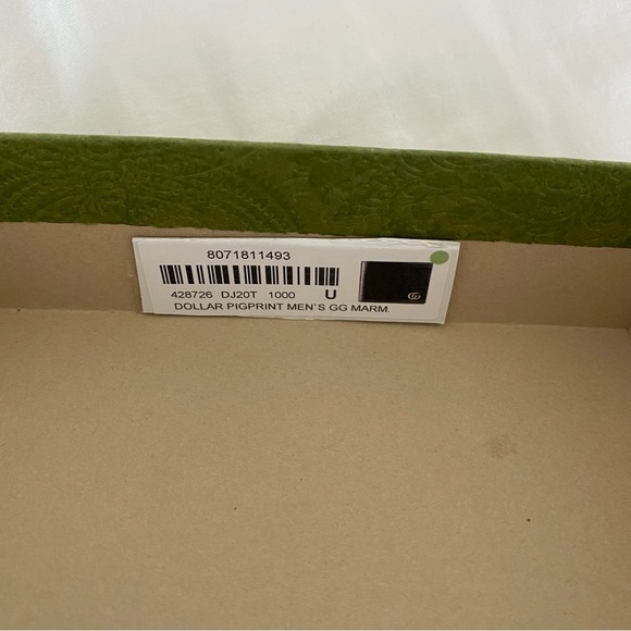 Gucci GG Marmont Leather Bi-Fold Wallet - Picture 9 of 9